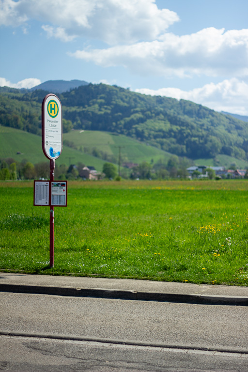 Bushaltestelle Heuweiler Laube (ÖPNV)